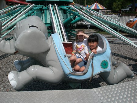 Kasen and Sarah on the elephant ride